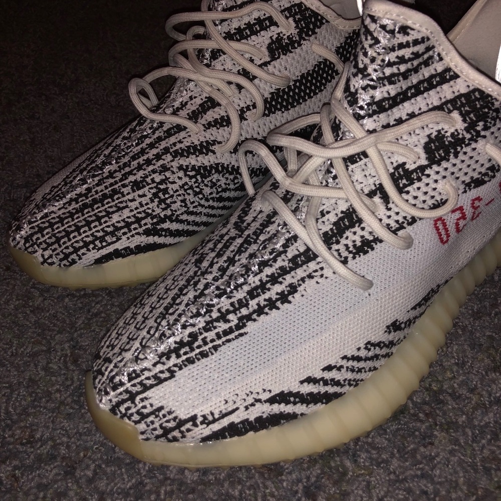 Adidas Yeezy Boost 350 V2 Zebra Size 11.5